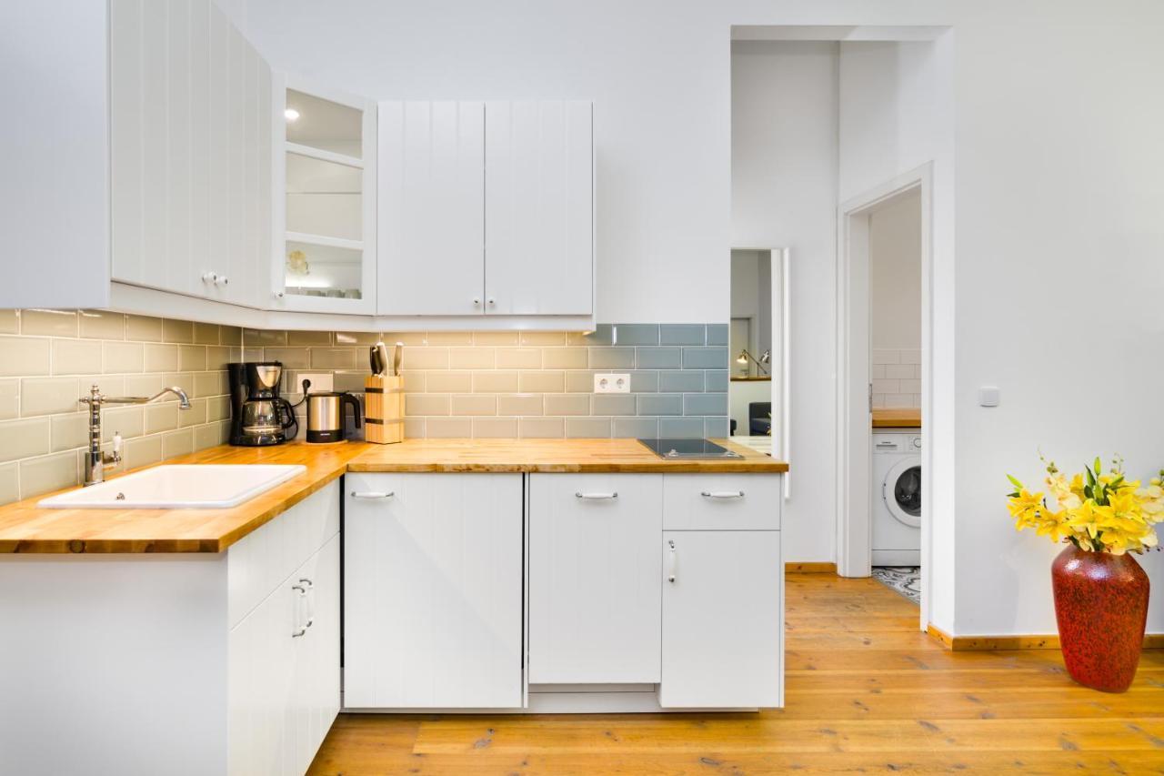 The Melchior, Luxury Industry Loft In Mitte Up To 5 Ppl With 2 Bath Appartamento Berlino